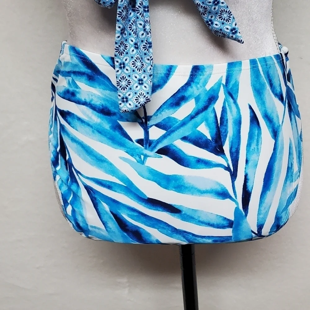 Sweet Escape Blue Leaf Floral Paisley Padded Halter Top Roll Top Bottom Bikini 8